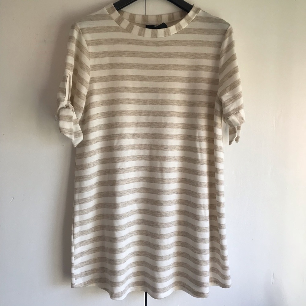 Agnes and Dora Striped Tee with sleeve tie detail